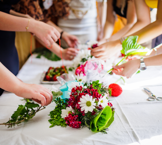 bride maids prepare flowers