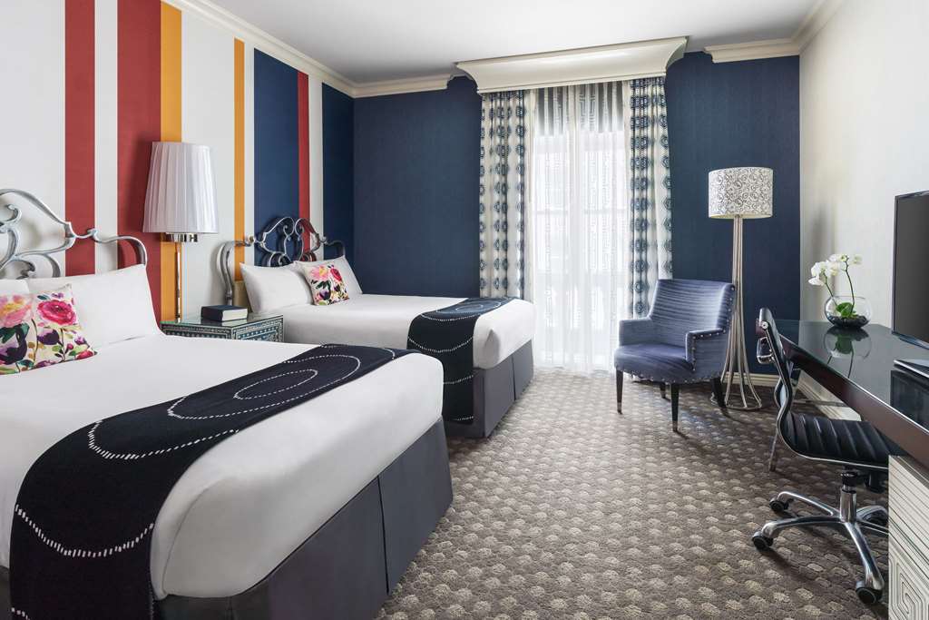 Double accessible room with 2 beds at The Marker