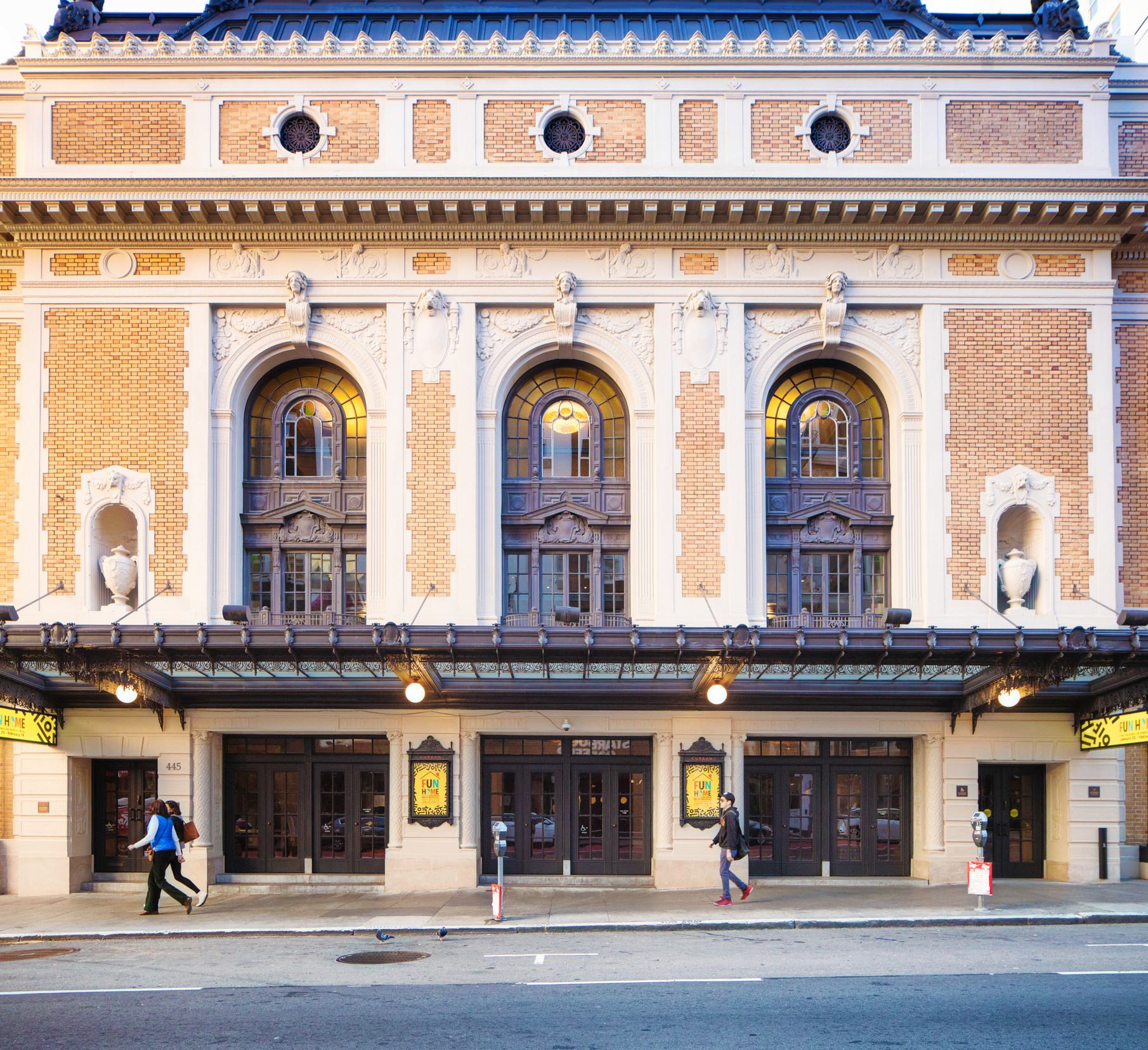 exterior view of the curran theatre in san francisco